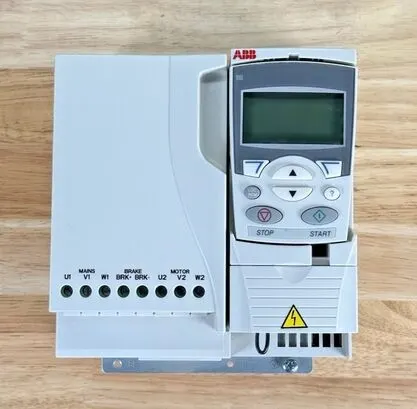 ABB ACS355-03U-15A6-4 Variable Frequency Drive 10HP 7.5kW 480V VFD